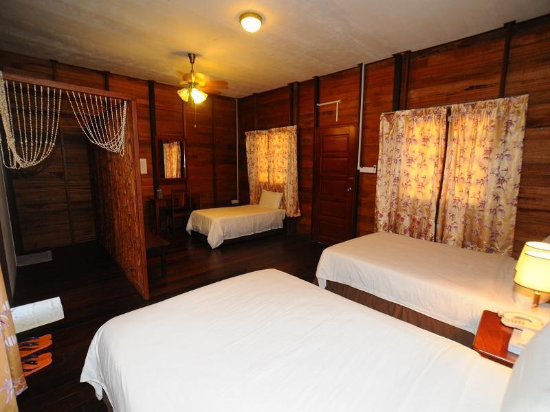 Bilit Rainforest Lodge Sandakan Exterior foto